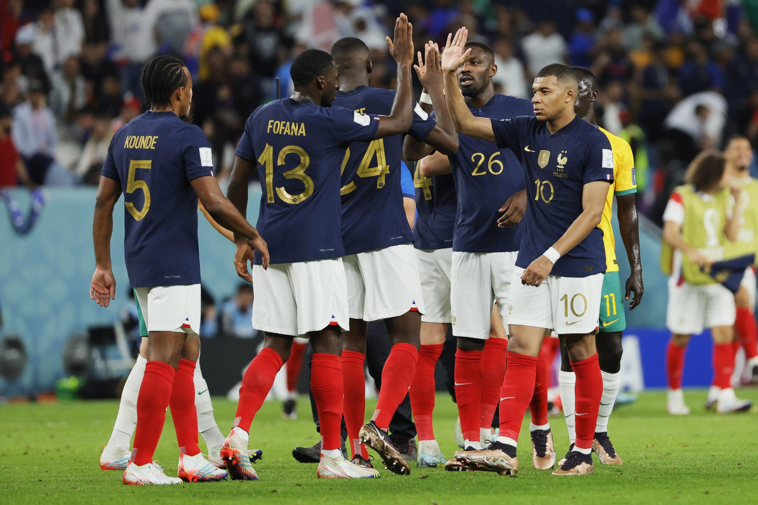 Giroud y Mbappé se desatan y Francia vapulea 4-1 a Australia