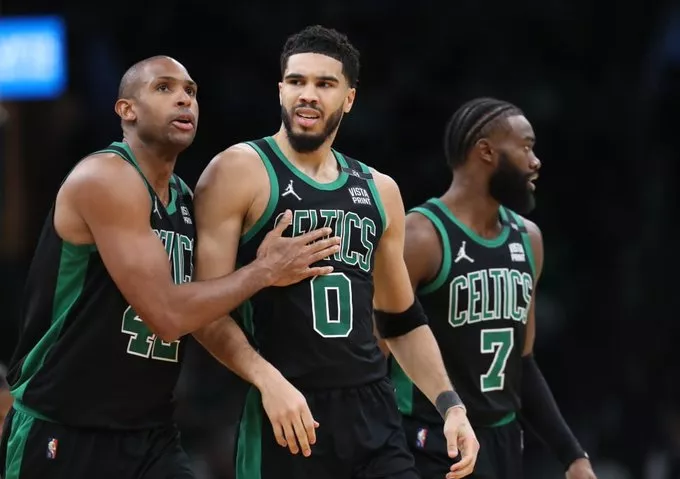 Horford encesta 14 puntos en triunfo de Celtics sobre Wizards, Golden State gana bajo comando de Curry