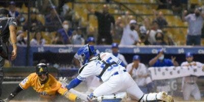 Licey se asegura terminar en la cima de béisbol