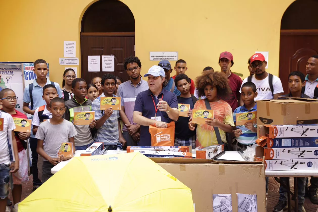 Festival del Libro y la Cultura conecta al público con el arte y las letras