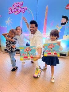 Manny Cruz lanza cuento infantil “Santo Domingo”