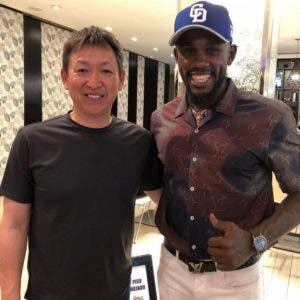 Orlando Calixte firma con los Chunichi Dragrons de Japón