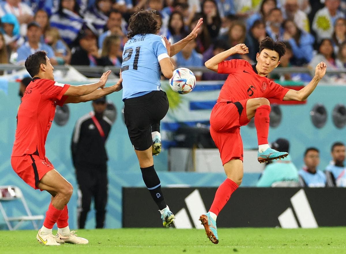 Uruguay se atasca ante una Corea del Sur peleona