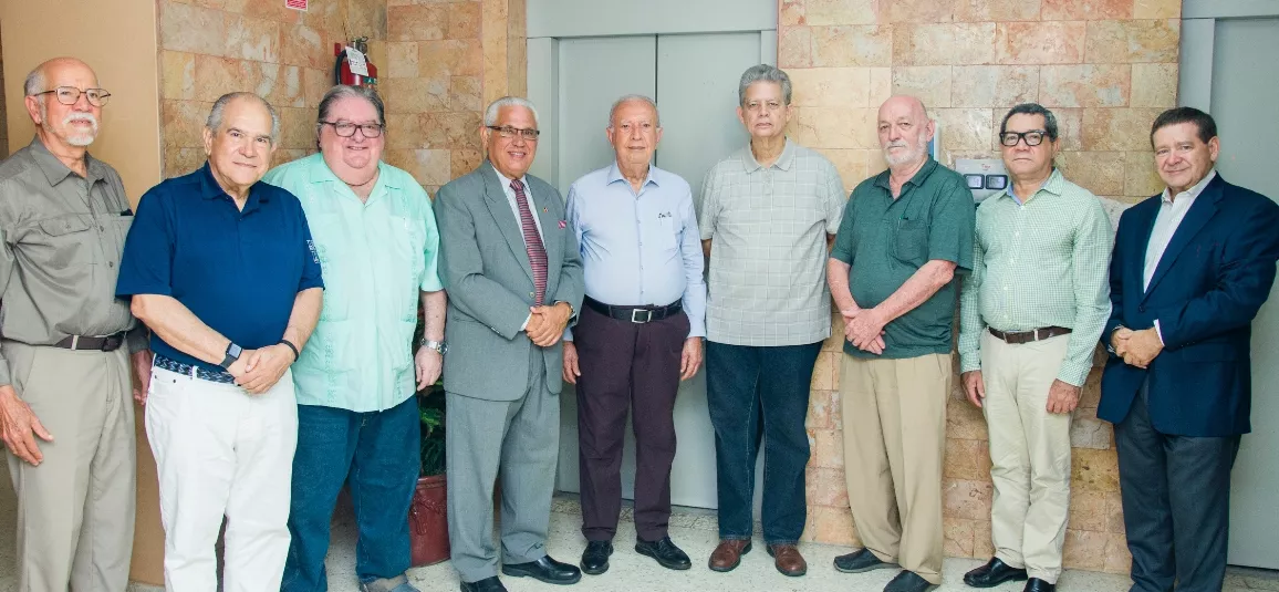 Los integrantes de la plancha durante la presentación. Los integrantes de la plancha durante la presentación.