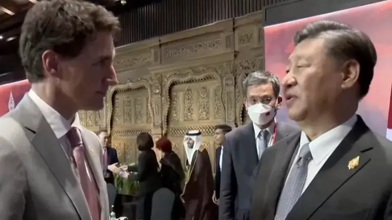Las inusuales críticas en público de Xi Jinping a Justin Trudeau captadas por las cámaras