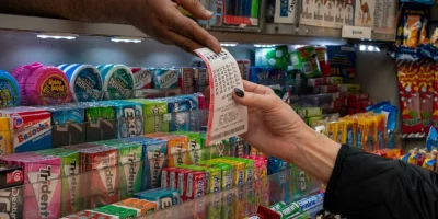 Ganador de la lotería en EEUU se lleva premio récord de US$2.040 millones