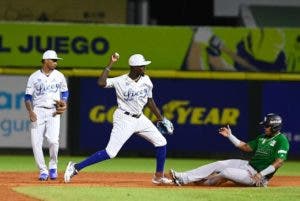 Licey festeja con blanqueada a Estrellas, Smith y Moyers sobresalen