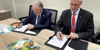 Medio Ambiente firma acuerdo que permitirá acceder a fondos para impulsar desarrollo sostenible