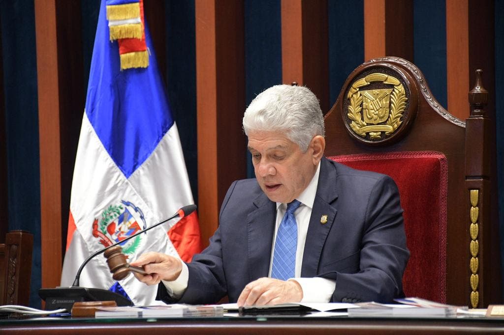 Senado aprueba en primera lectura Ley Regula Espectáculos Públicos en República Dominicana