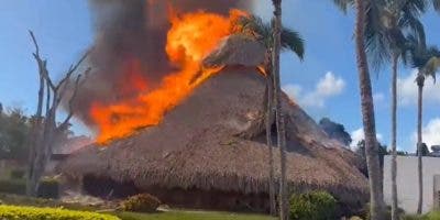 Incendio se registra en hotel Be Live Collection Canoa