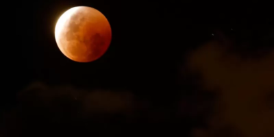 En imágenes: Eclipse lunar total de América Latina