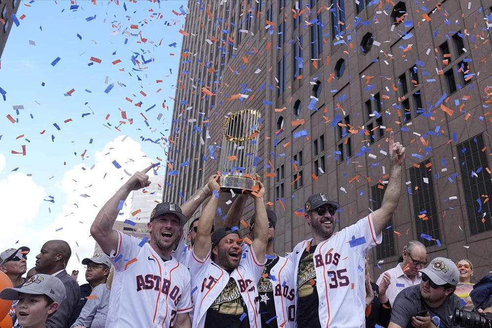 Astros celebraron su título con un gran desfile en Houston