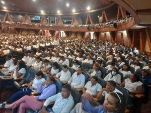 Mescyt expresa interés de mejorar la calidad docente