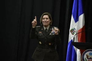 Comandante del Comando Sur EE.UU. general Laura Jane Richardson se reunirá con Abinader