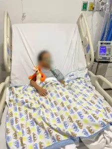 Padres de niño de 2 años solicitan ayuda para tratamiento médico