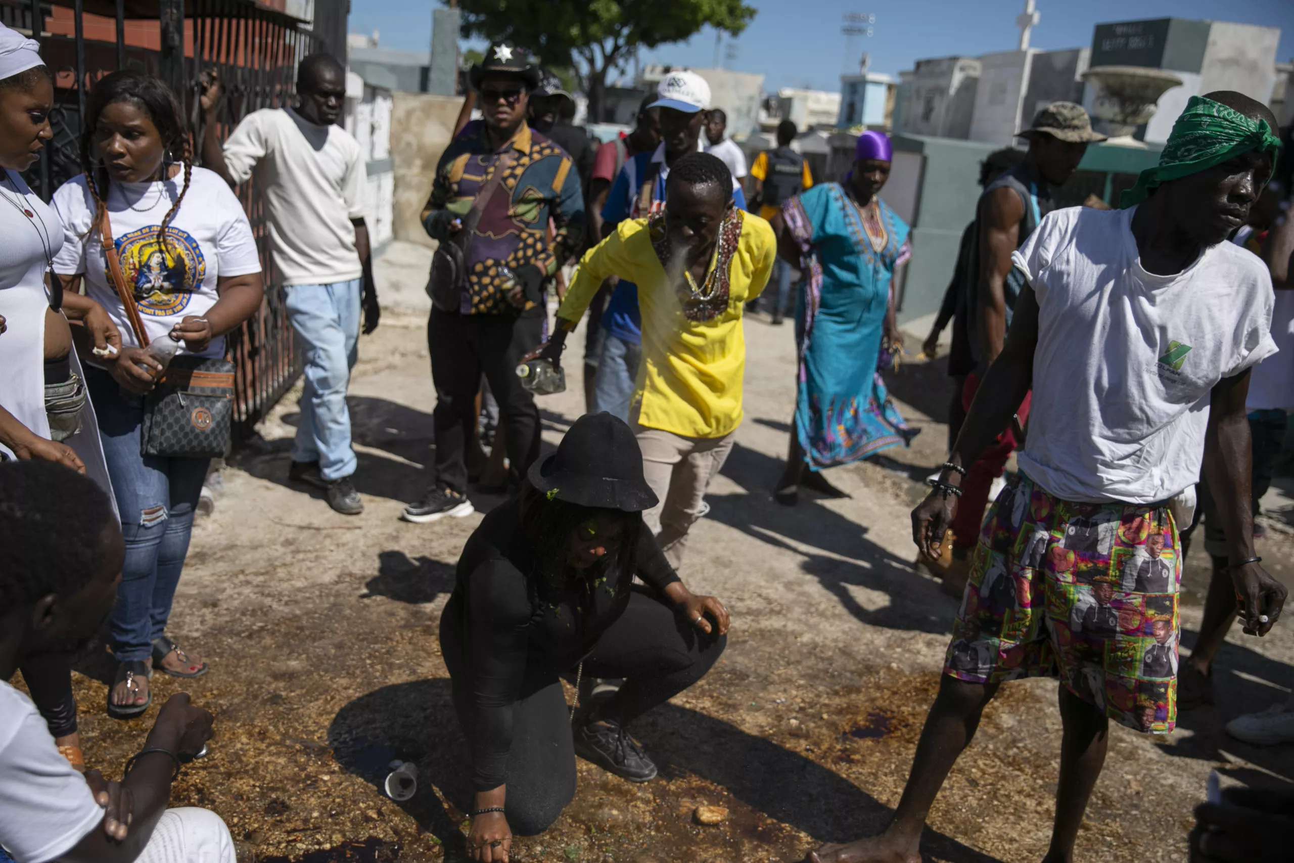 Haití celebra su fiesta vudú de los muertos pese a la crisis y la inseguridad