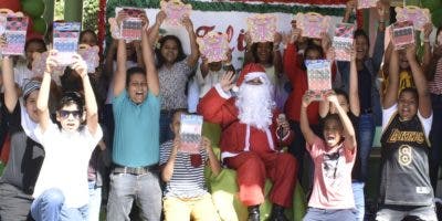 Hijas de la Caridad celebran fiesta a cientos de niños