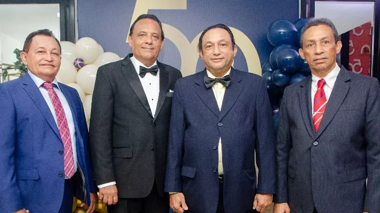 Máximo Mejía, Héctor Mejía, Ramón Mejía y  Juan María Mejía.