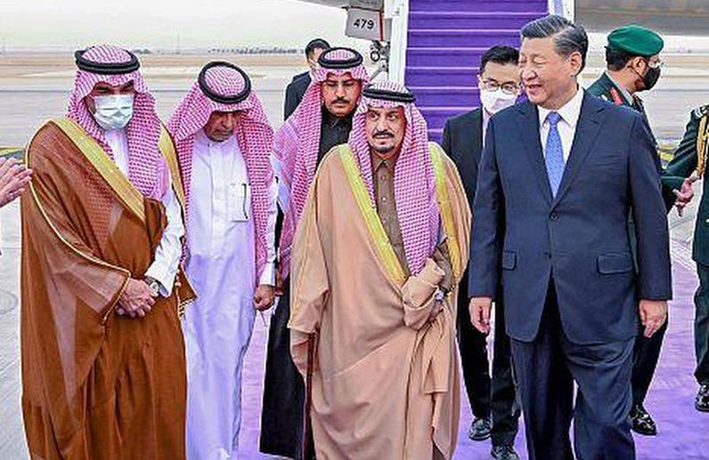Presidente chino busca mejorar lazos con árabes