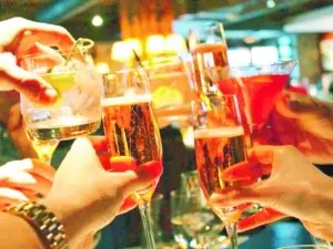 Intoxicaciones alcohólicas, el “aguafiestas” de las festividades navideñas