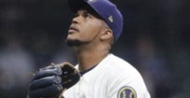 Ángel Perdomo firma con Piratas;  Santos a WS