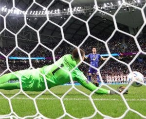 Croacia vence a Japón y avanza cuartos de final