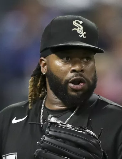 Padres y Marlins están interesados en Cueto