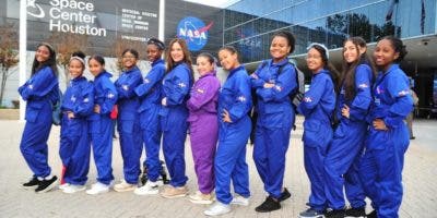 Primera tripulación de niñas dominicanas del Programa “Ella es Astronauta” ya está en la NASA