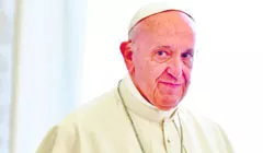 El papa dice a la Curia que corre peligro