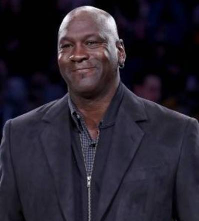 Michael Jordan contempla poner a la venta a Hornets
