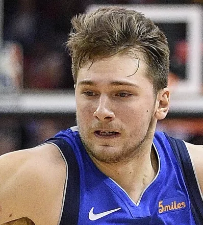 Doncic reacciona a histórico triple-doble