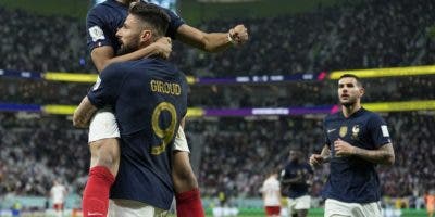 Mbappé impulsa Francia a cuartos de final en Qatar