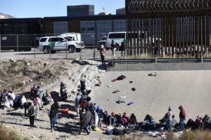 EEUU expulsará migrantes que crucen de forma irregular la frontera con México