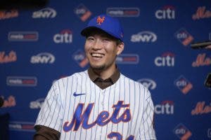 Mets presentan al extrovertido abridor Kodai Senga