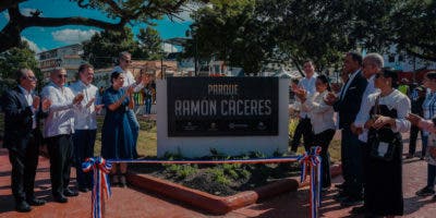 Popular, MICM y Primera Dama remozan parque Ramón Cáceres en Moca