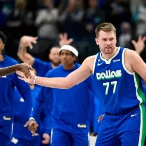 Doncic logra histórico triple-doble de 61 puntos, 21 rebotes y 10 asistencias