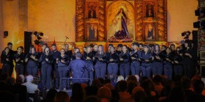 Fiesta Clásica presentó concierto sinfónico navideño en iglesia Regina Angelorum