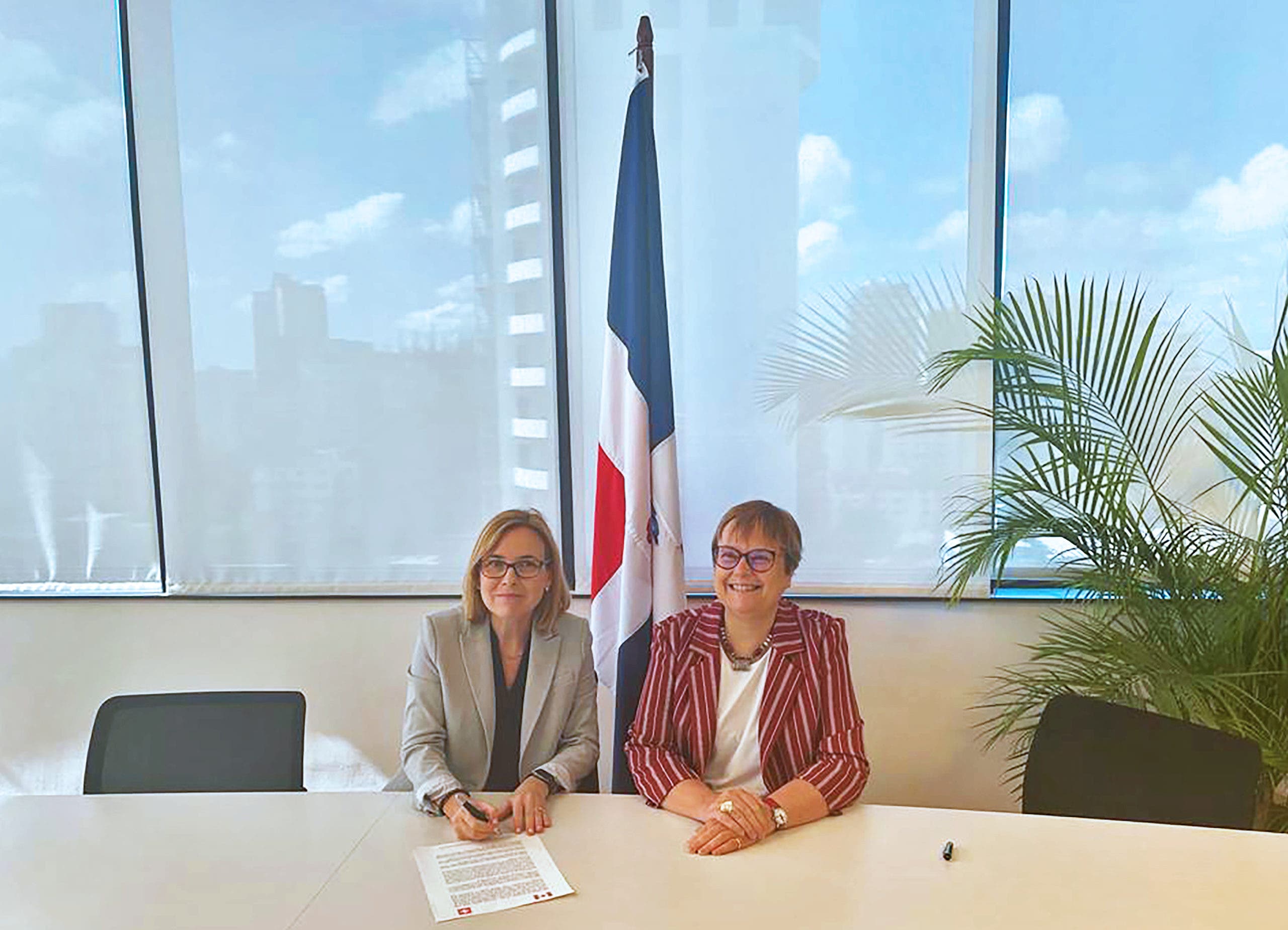 Embajadoras de Canadá y Suiza solicitan a Medio Ambiente realizar estudios ambientales sobre Proyecto Minero Romero