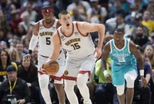 Jokic y Mitchell, jugadores de la semana en la NBA