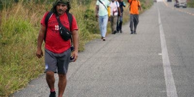 Miles de migrantes quedan a la deriva en el sur de México