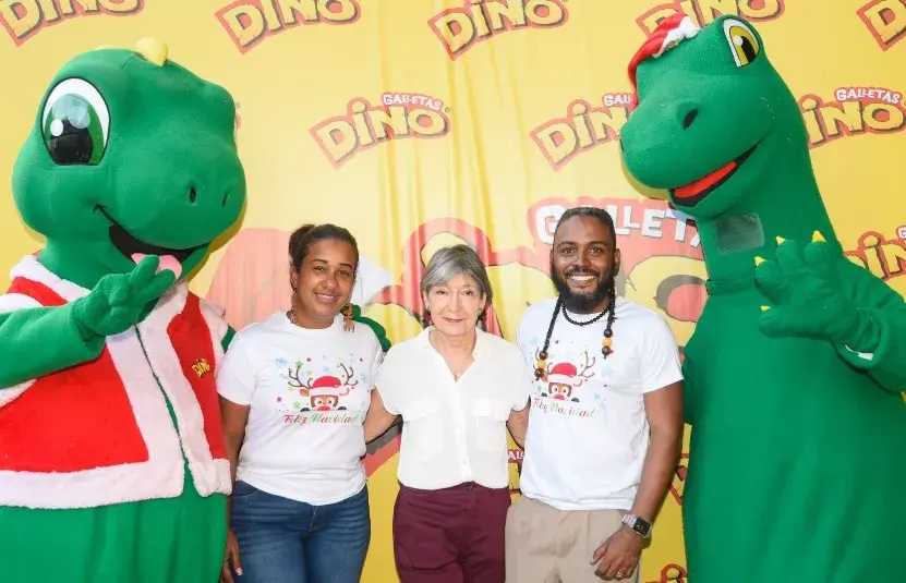 Galletas Dino celebra la Navidad alegrando a niños