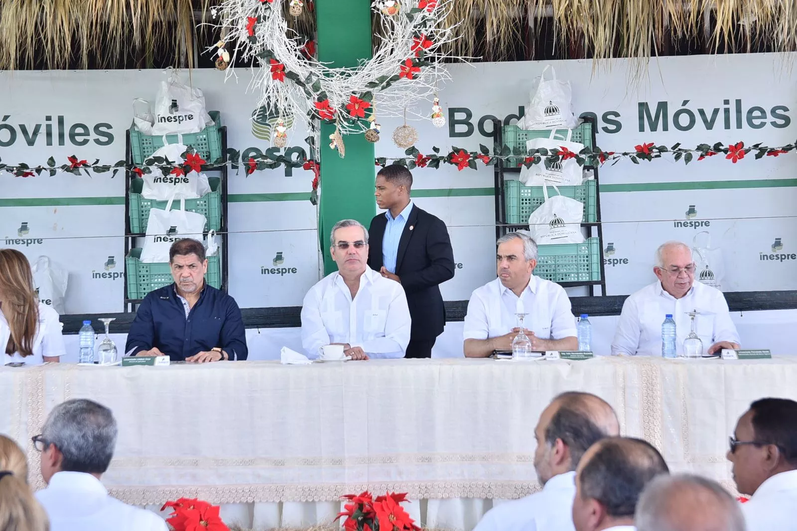 Presidente Abinader encabeza lanzamiento de las Ferias Navideñas de Inespre