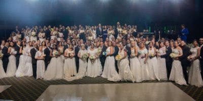 Más de 70 parejas consagraron su matrimonio en boda colectiva de iglesia Monte de Dios