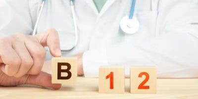 Qué problemas para la salud trae la falta de vitamina B12