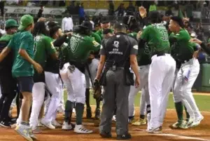 Estrellas Orientales cortan la racha del Licey en Dominicana