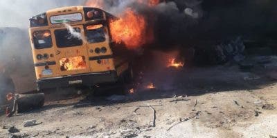 Varios autobuses se incendian en Bávaro