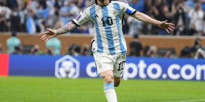 Argentina con ventaja 2-0 ante Francia al descanso de final