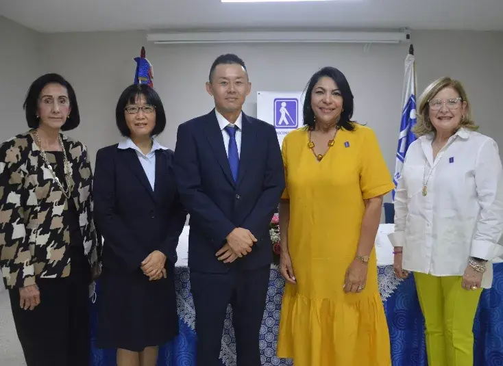 Patronato Nacional de Ciegos celebra graduación