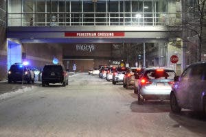 Adolescente muere en tiroteo durante riña en Mall of America