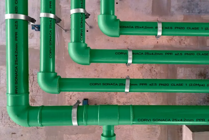 Corvi lanza nueva línea de tubos y piezas PPR